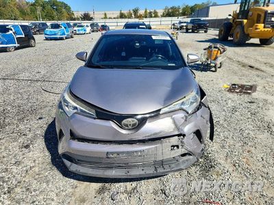 Piąte zdjęcie samochodu w środku: 2018 TOYOTA C-HR XLE VIN:NMTKHMBX7JR010525 - miniatura