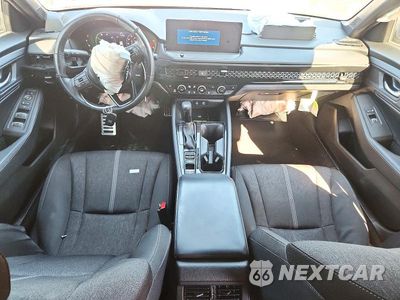 Zdjęcie 8 z 13 samochodu: 2025 HONDA ACCORD HYBRID SPORT VIN:1HGCY2F5XSA068955 - miniatura