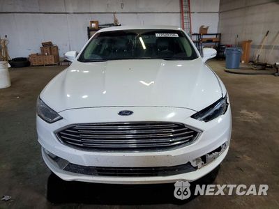 Piąte zdjęcie samochodu w środku: 2017 FORD FUSION SE VIN:3FA6P0HDXHR140121 - miniatura