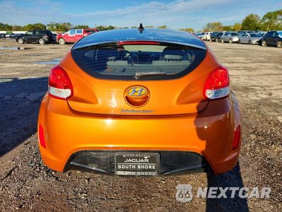 Zdjęcie 6 z 12 samochodu: 2013 HYUNDAI VELOSTER BASE VIN:KMHTC6AD6DU132523 - miniatura