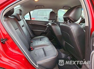 Zdjęcie 10 z 12 samochodu: 2012 LINCOLN MKZ VIN:3LNHL2GC6CR810481 - miniatura