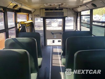 Zdjęcie 6 z 10 samochodu: 2012 FREIGHTLINER CHASSIS B2B VIN:4UZABRDT9CCBF9331 - miniatura