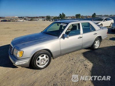 1995 MERCEDES-BENZ E 320 BASE WDBEA32E6SC229442 - główne zdjęcie licytacji z USA - miniatura