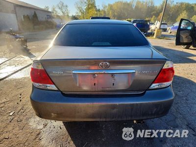 Zdjęcie 6 z 13 samochodu: 2005 TOYOTA CAMRY XLE VIN:4T1BE32K25U957820 - miniatura