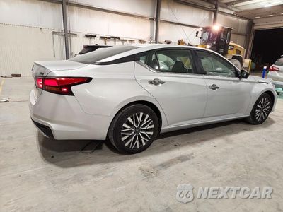 Trzecie zdjęcie samochodu z tyłu: 2024 NISSAN ALTIMA SV VIN:1N4BL4DVXRN398241 - miniatura