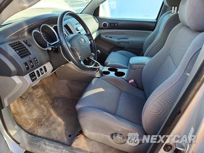 Zdjęcie 7 z 12 samochodu: 2006 TOYOTA TACOMA V6 VIN:5TEUU42N06Z302287 - miniatura