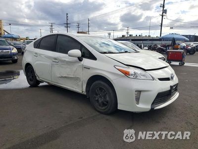 Czwarte zdjęcie samochodu z boku: 2012 TOYOTA PRIUS TWO VIN:JTDKN3DU3C5510116 - miniatura