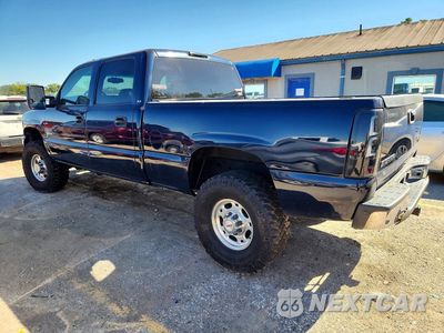 Drugie zdjęcie samochodu z przodu: 2006 GMC SIERRA K2500 HEAVY DUTY VIN:1GTHK23D16F140717 - miniatura