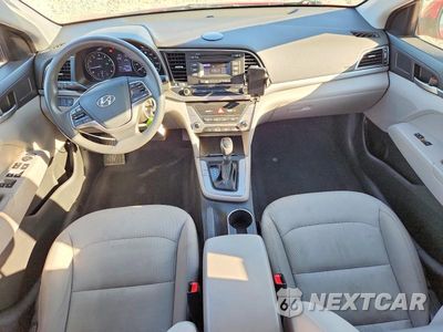 Zdjęcie 8 z 12 samochodu: 2018 HYUNDAI ELANTRA SE VIN:5NPD74LF7JH276085 - miniatura
