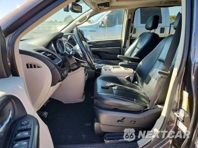 Zdjęcie 7 z 13 samochodu: 2016 CHRYSLER TOWN & COUNTRY TOURING L VIN:2C4RC1CG1GR150003 - miniatura