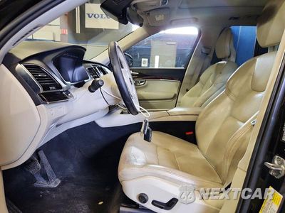 Zdjęcie 7 z 13 samochodu: 2017 VOLVO XC90 T6 VIN:YV4A22PKXH1131053 - miniatura