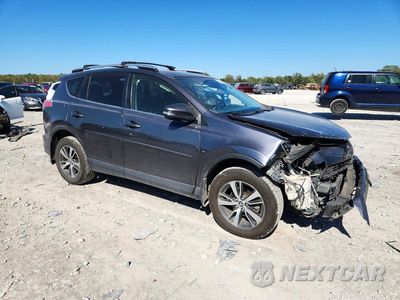 Czwarte zdjęcie samochodu z boku: 2017 TOYOTA RAV4 XLE VIN:JTMWFREV0HJ102180 - miniatura