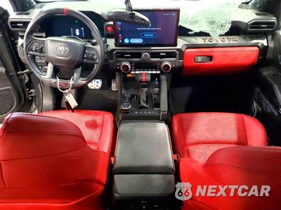 Zdjęcie 8 z 13 samochodu: 2025 TOYOTA 4RUNNER TRD PRO HV VIN:JTEVB5BR7S5014276 - miniatura