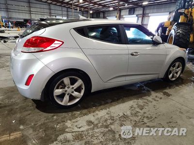 Trzecie zdjęcie samochodu z tyłu: 2015 HYUNDAI VELOSTER BASE VIN:KMHTC6AD6FU244760 - miniatura