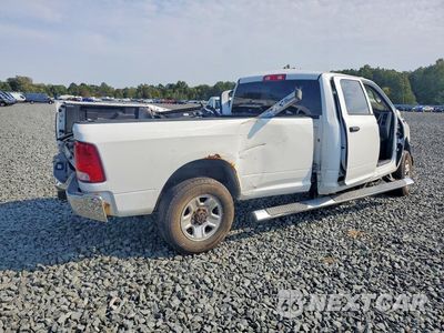 Trzecie zdjęcie samochodu z tyłu: 2016 RAM 3500 ST VIN:3C63R3GL6GG374338 - miniatura