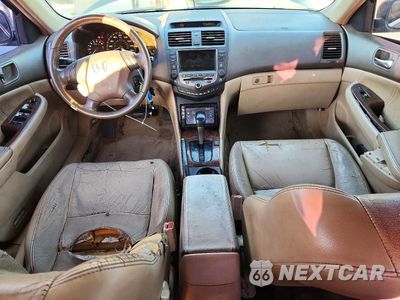 Zdjęcie 8 z 12 samochodu: 2007 HONDA ACCORD EX VIN:1HGCM56727A117622 - miniatura
