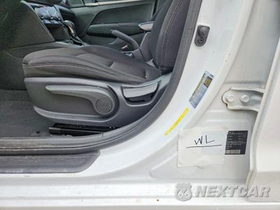 Zdjęcie 12 z 13 samochodu: 2019 HYUNDAI ELANTRA SE VIN:5NPD74LF3KH435038 - miniatura