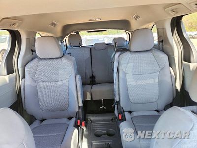 Zdjęcie 10 z 13 samochodu: 2021 TOYOTA SIENNA LE VIN:5TDBSKFC5MS013166 - miniatura