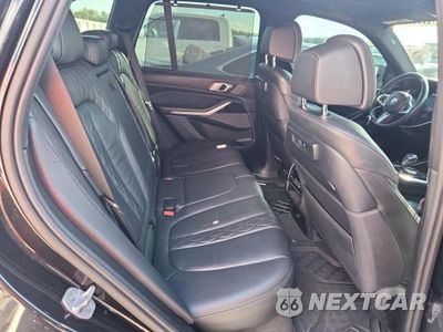Zdjęcie 11 z 13 samochodu: 2019 BMW X5 XDRIVE50I VIN:5UXJU2C51KLB15527 - miniatura