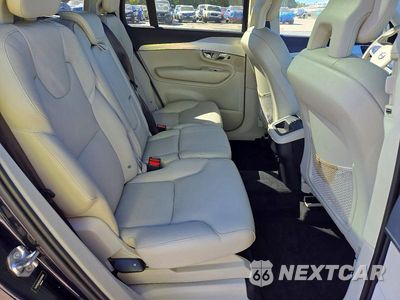 Zdjęcie 11 z 13 samochodu: 2016 VOLVO XC90 T5 VIN:YV4102XK0G1056643 - miniatura