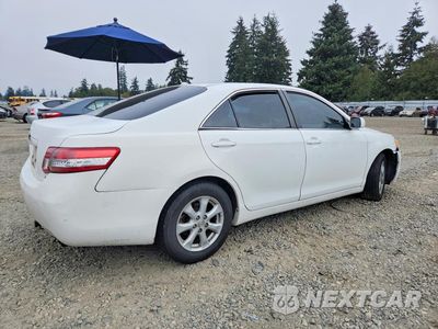 Trzecie zdjęcie samochodu z tyłu: 2011 TOYOTA CAMRY LE VIN:4T4BF3EK2BR144570 - miniatura