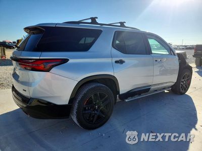 Trzecie zdjęcie samochodu z tyłu: 2022 CHEVROLET TRAVERSE PREMIER VIN:1GNEVKKW1NJ130012 - miniatura