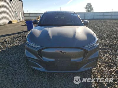 Piąte zdjęcie samochodu w środku: 2021 FORD MUSTANG MACH-E PREMIUM VIN:3FMTK3SU9MMA07620 - miniatura