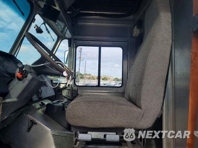 Zdjęcie 7 z 13 samochodu: 2020 FREIGHTLINER MT45G CHASSIS DELIVERY TRUCK VIN:4UZAC2EA0LCMH6025 - miniatura