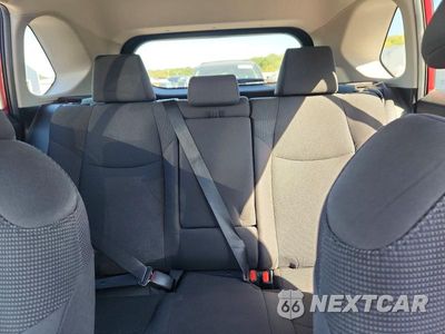 Zdjęcie 10 z 13 samochodu: 2019 TOYOTA RAV4 LE VIN:2T3F1RFV7KW057356 - miniatura