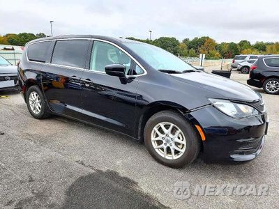 Czwarte zdjęcie samochodu z boku: 2024 CHRYSLER VOYAGER LX VIN:2C4RC1CG7RR186331 - miniatura