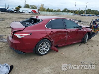 Trzecie zdjęcie samochodu z tyłu: 2020 TOYOTA CAMRY XLE VIN:4T1F31AK8LU528966 - miniatura