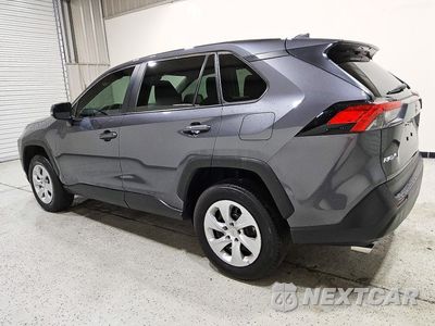 Drugie zdjęcie samochodu z przodu: 2025 TOYOTA RAV4 LE VIN:2T3K1RFV0SC333196 - miniatura