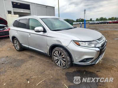 Czwarte zdjęcie samochodu z boku: 2019 MITSUBISHI OUTLANDER SE VIN:JA4AD3A36KZ005005 - miniatura