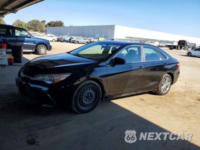 2015 TOYOTA CAMRY SE 4T1BF1FK3FU052015 - główne zdjęcie licytacji z USA - miniatura