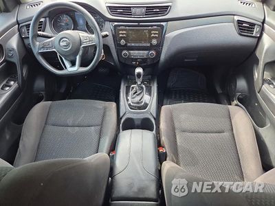 Zdjęcie 8 z 12 samochodu: 2018 NISSAN ROGUE SPORT S VIN:JN1BJ1CP9JW158634 - miniatura