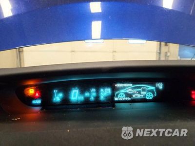 Zdjęcie 9 z 13 samochodu: 2011 TOYOTA PRIUS TWO VIN:JTDKN3DU6B0261273 - miniatura