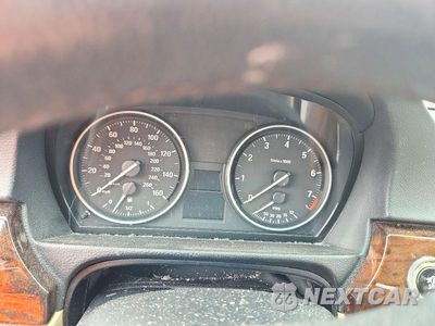 Zdjęcie 9 z 12 samochodu: 2011 BMW 328 XI SULEV VIN:WBAPK5G50BNN31662 - miniatura