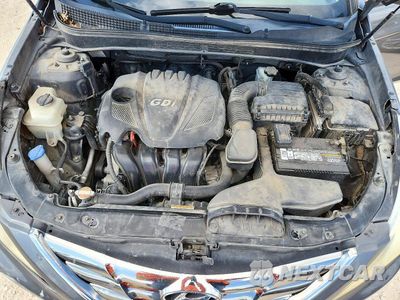 Zdjęcie 11 z 12 samochodu: 2011 HYUNDAI SONATA SE VIN:5NPEC4AC8BH289115 - miniatura