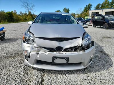 Piąte zdjęcie samochodu w środku: 2011 TOYOTA PRIUS TWO VIN:JTDKN3DU8B0271013 - miniatura