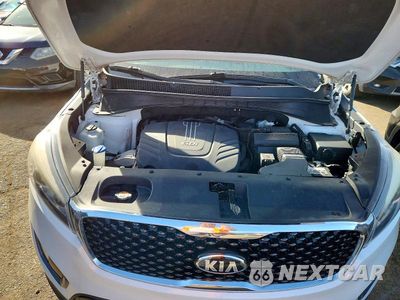 Zdjęcie 12 z 13 samochodu: 2016 KIA SORENTO EX VIN:5XYPH4A58GG160771 - miniatura