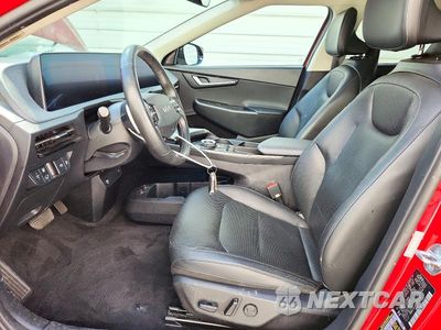 Zdjęcie 7 z 13 samochodu: 2023 KIA EV6 WIND VIN:KNDC34LA8P5602755 - miniatura