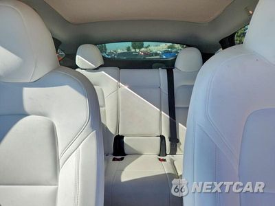 Zdjęcie 10 z 13 samochodu: 2023 TESLA MODEL Y VIN:7SAYGDEE4PA104996 - miniatura