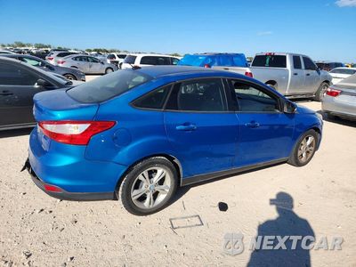 Trzecie zdjęcie samochodu z tyłu: 2013 FORD FOCUS SE VIN:1FADP3F20DL115361 - miniatura