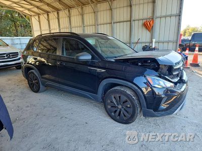 Czwarte zdjęcie samochodu z boku: 2022 VOLKSWAGEN TAOS S VIN:3VVDX7B25NM026183 - miniatura