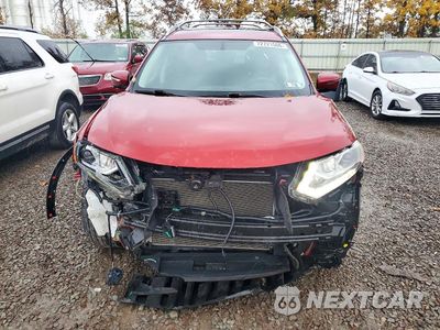 Piąte zdjęcie samochodu w środku: 2016 NISSAN ROGUE SL VIN:5N1AT2MV9GC823544 - miniatura