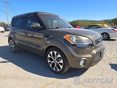 Czwarte zdjęcie samochodu z boku: 2013 KIA SOUL ! VIN:KNDJT2A69D7583286 - miniatura