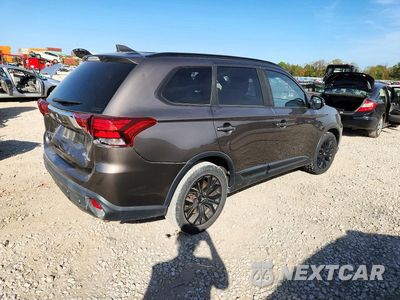 Trzecie zdjęcie samochodu z tyłu: 2019 MITSUBISHI OUTLANDER SE VIN:JA4AZ3A39KZ025220 - miniatura