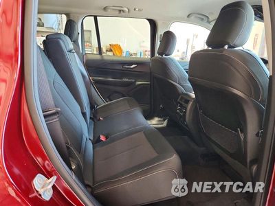 Zdjęcie 11 z 13 samochodu: 2023 JEEP GRAND CHEROKEE LAREDO VIN:1C4RJHAG5PC547899 - miniatura