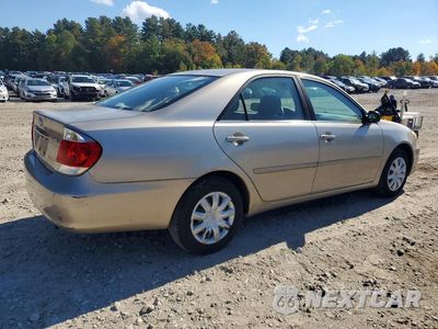 Trzecie zdjęcie samochodu z tyłu: 2006 TOYOTA CAMRY STANDARD VIN:JTDBE32K263038797 - miniatura