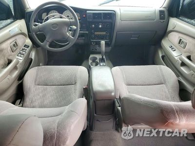 Zdjęcie 8 z 12 samochodu: 2004 TOYOTA TACOMA PRERUNNER V6 VIN:5TEGN92N94Z365151 - miniatura